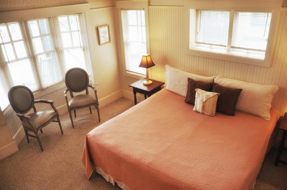 OM Sanctuary Holistic Retreat